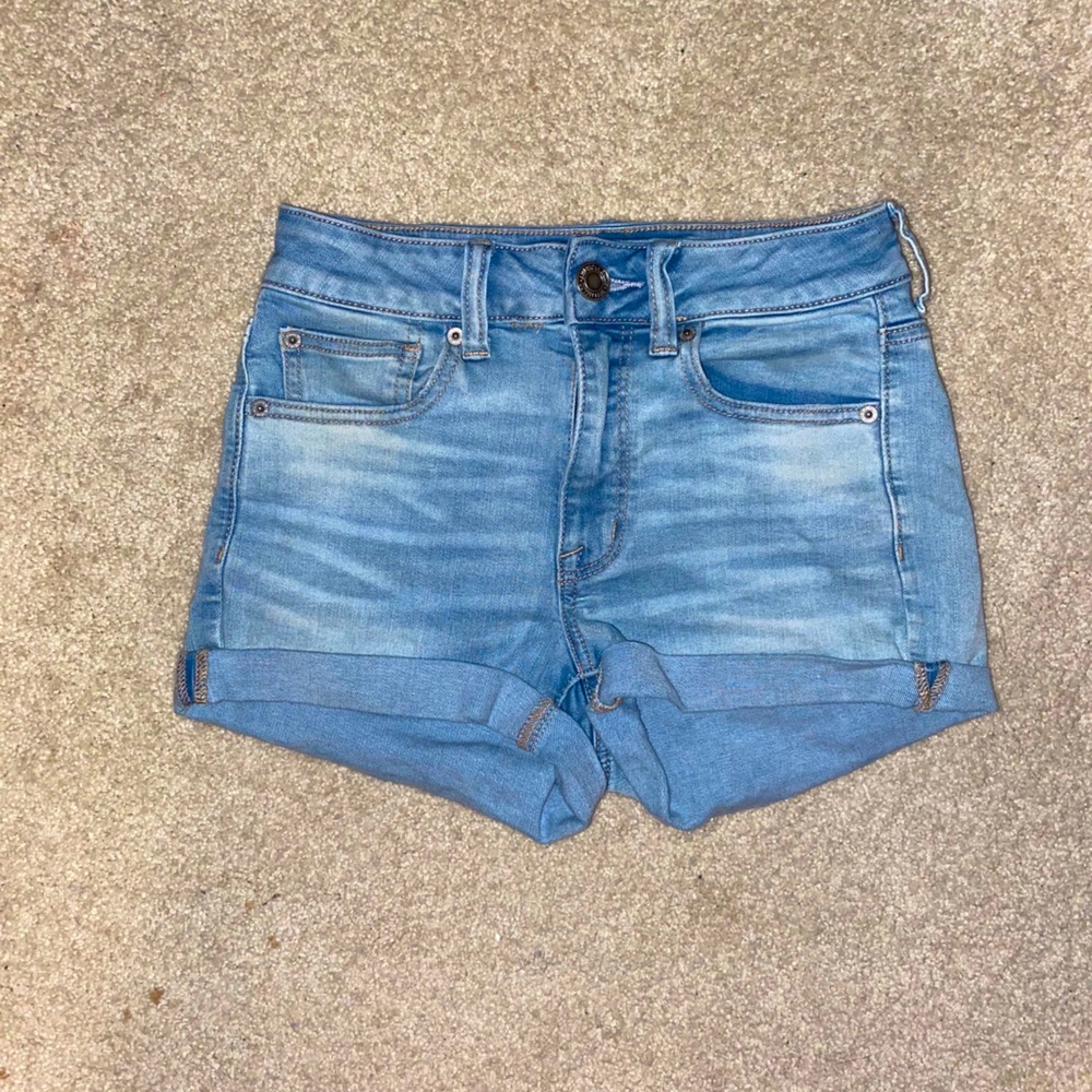 Solid denim midwash shorts